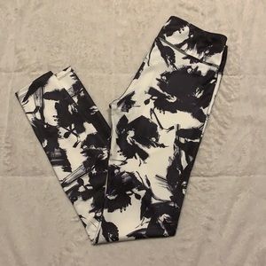 Brush Splatter Leggings